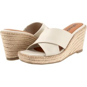 SoftWalk Women's Hastings Sandal