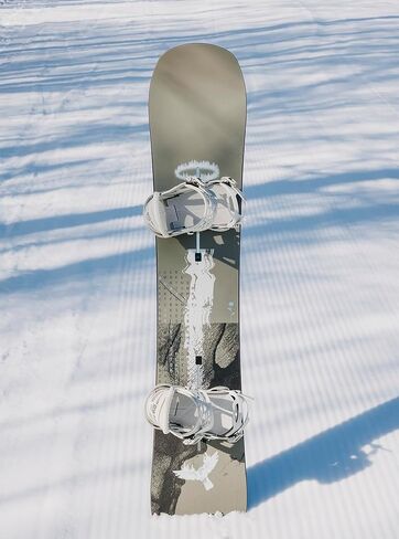 Burton Men's Instigator Flat Top Snowboard in Saudi Arabia