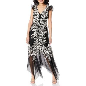 BCBGMAXAZRIA Women's Fit and Flare Evening Gown with Flutter Sleeve and Ruffles