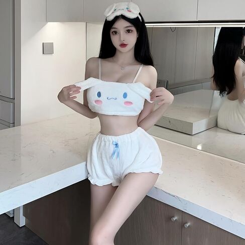 مجموعة بيجامات نسائية مثيرة Kawaii Anime Cute منامة للنساء حلوة جميلة مخملية علوية وشورتات ملابس نوم in Kuwait