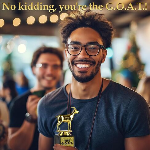 جائزة مبتكرة بحجم المكتب من Funwares للتكريم، أو هدايا الكمامة أو المزحة، أو المسابقات الودية، أو التحفيز! G.O.A.T.، الكأس العظيمة لكل العصور، من تصميم Island Dogs in Kuwait