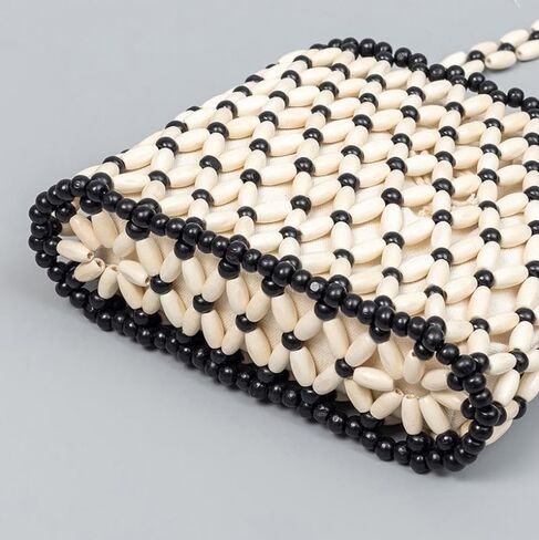YYW Round Straw Bag Handwoven Natural Summer Beach Shoulder Bag Rattan Crossbody Purse for Women in Saudi Arabia