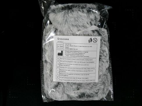500 MLHot Water Bottle, Small Hot Water Bottle with Cover, Warm Water Bag with Luxury Cosy Faux Fur Cover 2-in-1 Water Bag for Cold & Hot Compress Mini Hot-Water Bag for Women Seniors (Black White) in Saudi Arabia