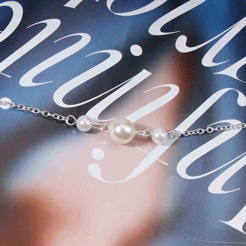 Boho Tiny Pearl Bracelet Gold Three Pearl Chain Bracelet Freshwater Pearls Bead Bracelet Everyday Bracelet Minimalist Hand Chain Jewelry for Women and Girls Bridesmaid Gifts in Saudi Arabia