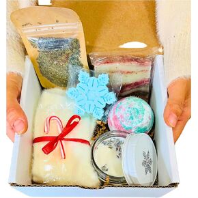 Beets and Apples Lavender Spa Gift Basket, Christmas Gift Baskets for Women, Holiday Gift Ideas for Her, Care gift pacakge, Lavender Spa Gift Set Handmade in USA (French Lavender)