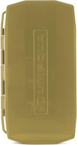 صندوق الطيران الرغوي UMPQUA UPG لعطلة نهاية الأسبوع - حقيبة تخزين الذبابة خفيفة الوزن وخفيفة الوزن ومقاومة للصدمات وسريعة التحميل - منظم أدوات صيد الأسماك، صغير - زيتوني in Kuwait