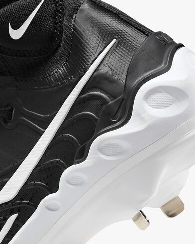 Nike Alpha Huarache NXT Low Metal Baseball Cleats in Saudi Arabia