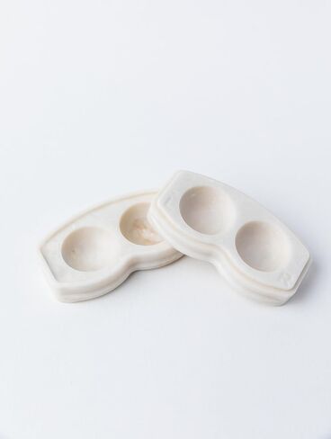 Durable Contact Lens Case | Premium, Non-Plastic, Eco-Friendly Contact Case | Sleek Modern Design with Magnetic Locking System | Made from Luxury Solid Surface Material (White Onyx) in Saudi Arabia