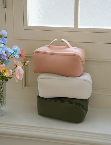 Yarnic Brown Travel Cosmetic Bag Makeup Bag, Large Capacity Toiletry Bag for Women, Portable Pouch Cute Cheetah Make Up Organizer with Divider and Handle, PU Leather in Kuwait