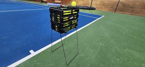 قادوس كرة التنس الفاخر من تورنا بالبورت مع عجلات in Kuwait