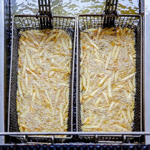 سلة أدكرافت للقلي، 13-1/4 بوصة × 5-5/8 بوصة × 5-5/8 بوصة، باللون الأسود (FBR-11571) in Kuwait