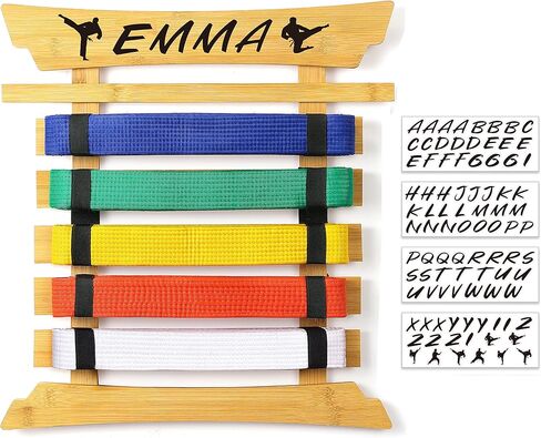 رف عرض حزام الكاراتيه الخيزران، عرض حزام التايكوندو مع ملصقات شخصية، 5 أحزمة عرض حزام الفنون القتالية، لا يتطلب تجميع، حامل تعليق حزام BJJ للأطفال والكبار in Kuwait