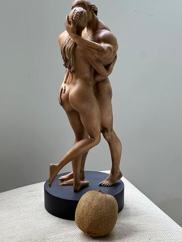 13.78'' Handmade Wooden Lovers Statuette - Romantic Beech Wood Sculpture, Hand-Carved Figurine for Home and Office Decor, Perfect Gift for Weddings, Anniversaries, Valentine’s Day in Saudi Arabia