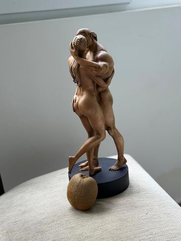 13.78'' Handmade Wooden Lovers Statuette - Romantic Beech Wood Sculpture, Hand-Carved Figurine for Home and Office Decor, Perfect Gift for Weddings, Anniversaries, Valentine’s Day in Saudi Arabia