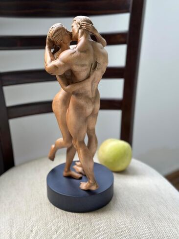13.78'' Handmade Wooden Lovers Statuette - Romantic Beech Wood Sculpture, Hand-Carved Figurine for Home and Office Decor, Perfect Gift for Weddings, Anniversaries, Valentine’s Day in Saudi Arabia