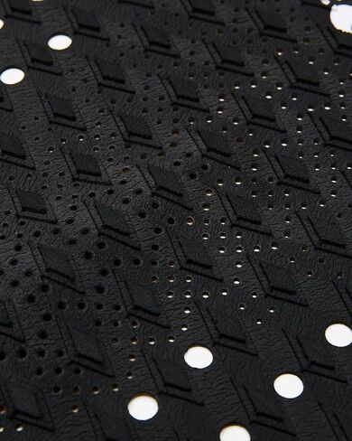 وسادة جر ذات ذيل ضيق FCS T-1 2023 in Kuwait