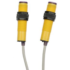 2Pcs NPN NO (Normally Open) E3F-DS30C4 10-30cm Adjustable DC 10-36V Photoelectric Switch Infrared Switch Adjustable Sensor