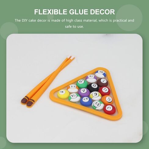 مجموعتان من ألعاب تزيين الكيك لعيد الميلاد، كب كيك صغير، بلياردو صغير، كرة بلياردو، طاولة بلياردو، كعكة علوية، منمنمات صغيرة على طراز البلياردو، تزيين من المطاط الناعم، رجل الحلوى الكروية in Kuwait
