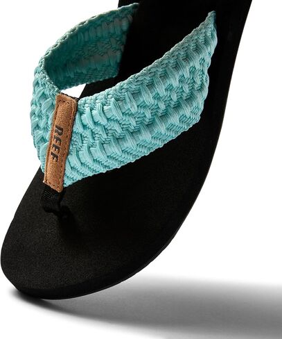 Reef Women's Cushion Threads Sandal in Kuwait