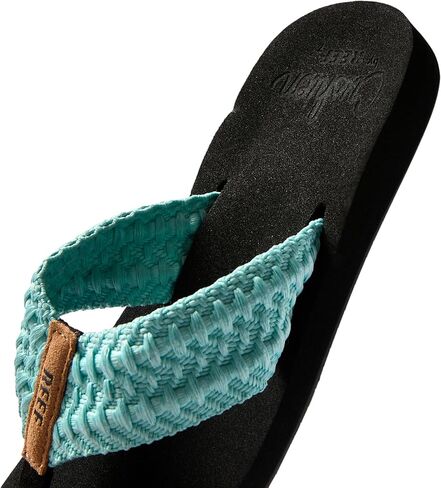 Reef Women's Cushion Threads Sandal in Kuwait