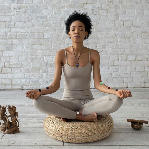 كنانا 16 قطعة من حاملات القلائد الكريستالية ومجموعة حجر الكريستال - قفص كريستالي قابل للتعديل مع أحجار كريستال شقرا، بلورات شفاء لليوجا والتأمل وديكورات المنزل in Kuwait