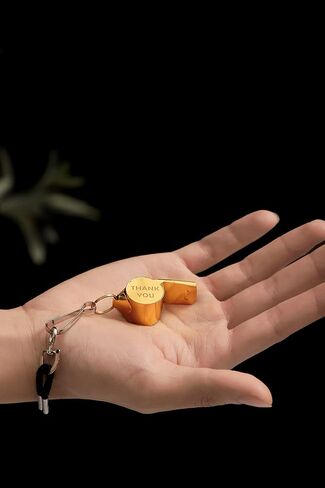 عبوة من قطعتين من صفارة الحبل المصنوعة من الفولاذ المقاوم للصدأ هدية للمدرب مع كلمة، من الصعب العثور على مدرب رائع ومن المستحيل نسيانه، هدية شكرًا لك على المدرب، صفارات صوت عالية الوضوح مع 2 صندوق هدايا. (ذهب) in Kuwait