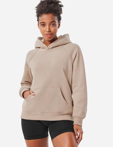 YEOREO Oversized Hoodies for Women Pullover Fleece Sweatshirts with Pocket Saavedra Fall Winter Casual Loose Outfits in Kuwait
