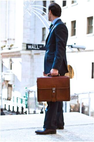 حقيبة ماسنجر جلدية من فلوتو نوفيلا (بني التبغ) in Kuwait