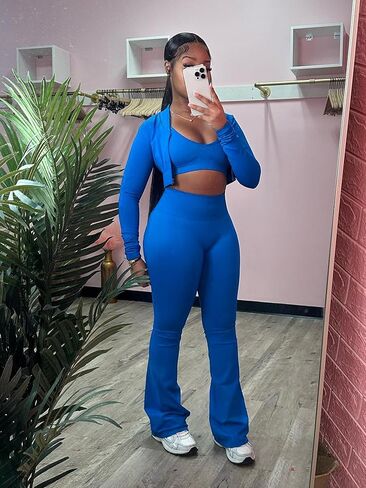 طقم بدلة رياضية نسائية من Molilove مكون من 3 قطع بدون أكمام وسحاب وأكمام طويلة وسترة قصيرة وسراويل طويلة مضيئة طقم رياضي للتمرين in Kuwait