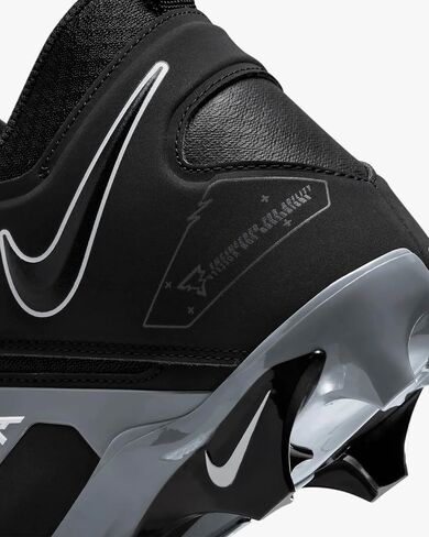 Nike Alpha Menace Pro 3 Molded Football Cleats in Saudi Arabia