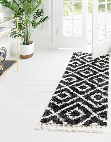 Unique Loom Hygge Shag Collection Area Rug - Diamond (2' 7" x 8' 2" Runner, Black and White) in Saudi Arabia
