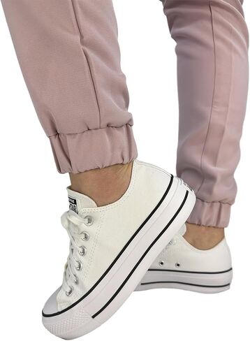 IRONIK Scrubs Jogger Scrubs للنساء مع 10 جيوب in Saudi Arabia