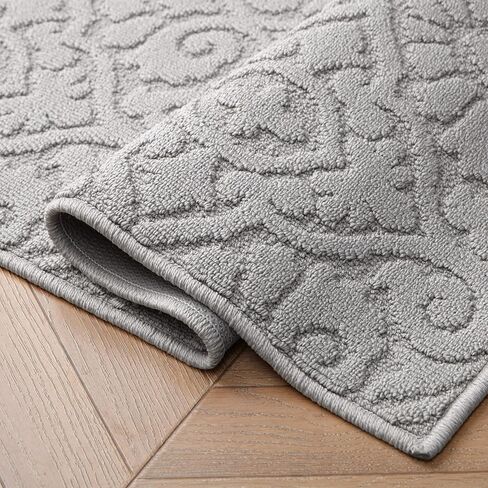 سجادة Laura Ashley عالية ومنخفضة معنقدة مقاس 26 بوصة × 72 بوصة وقابلة للغسل ومقاومة للانزلاق - رمادي فاتح Feya Solid in Kuwait