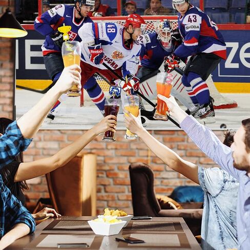 24 pcs Ice Hockey Theme Straight Reusable Straws for Ice Hockey Sports Party Favors, Daily Drink Straws, Birthday Party, Class Reunion, Sports Party Supplies with 2 Cleaning Brush. (6 colors) in Saudi Arabia