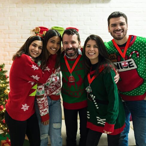 12 قطعة جائزة ميدالية سترة عيد الميلاد القبيحة، جائزة ميدالية لأقبح سترة مسابقة ميداليات معدنية مع أشرطة للرقبة، جائزة سترة عيد الميلاد القبيحة، جوائز مسابقة سترة قبيحة لحفلة سترة قبيحة in Kuwait