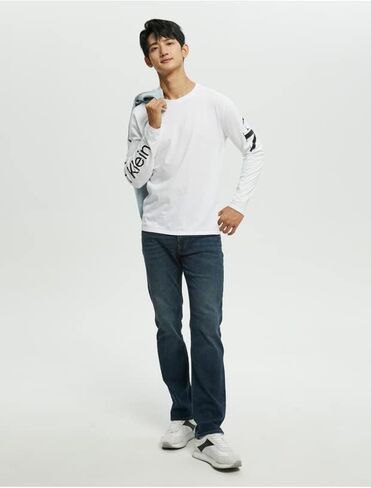 Calvin Klein Men's Straight High Stretch Jeans in Saudi Arabia