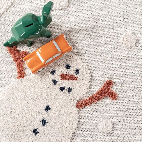 سجادة NuLOOM Kilah Snowmen عالية ومنخفضة للأطفال، مقاس 3x5، باللون الأبيض الفاتح in Saudi Arabia