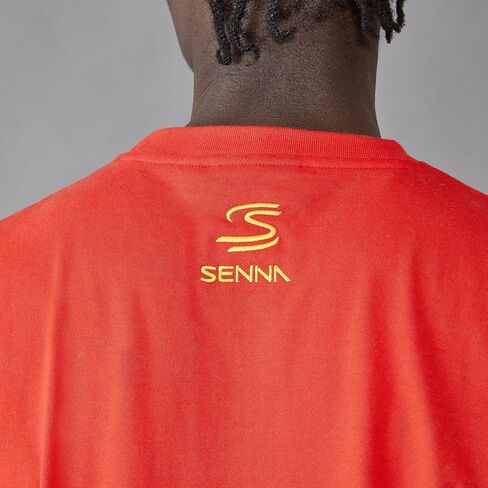 تي شيرت رجالي من Ayrton Senna Legacy Patchwork - أحمر، قطن عضوي، شعارات مطرزة، تصميم كلاسيكي لرياضة السيارات in Saudi Arabia