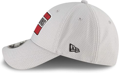 New Era Men's NFL Super Bowl LV Champions Parade 9FORTY Adjustable Hat in Saudi Arabia