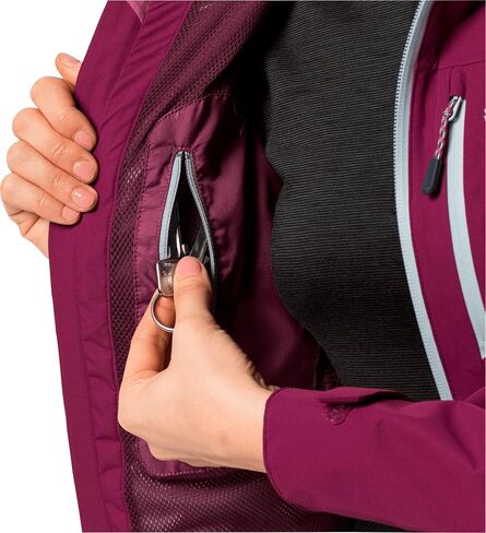 Jack Wolfskin Women's Eagle Peak Jacket in Saudi Arabia