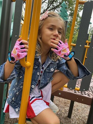 قفازات Monkey Bar مع التحكم في قبضة اليد (قلوب) للأطفال بعمر 7 و8 سنوات قفازات دراجة للأطفال in Kuwait