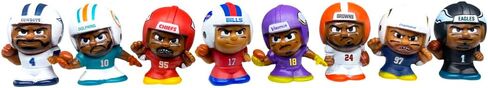 مجموعة 12 علبة تجميع من سلسلة TeenyMates Party Animal NFL 2023، 7 أشكال (تشمل Color Rush QB)، طول 2.54 سم، ألوان الفريق in Kuwait