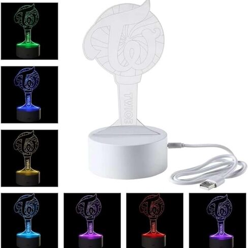 صندوق هدايا KPOP Twice Merch - بما في ذلك ضوء ليلي LED مرتين، ألبوم صور، حامل بطاقة Lomo، ملصقات، قبعة دلو، حقيبة كتف، قلادة، شارة سلسلة مفاتيح، حبل الطويق، ضوء ليلي للصور LED in Kuwait