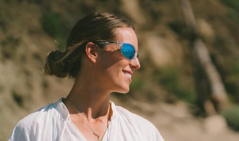 نظارات ريفو الشمسية جود: عدسة زجاجية كريستالية مستقطبة مع إطار ملتف رياضي in Kuwait