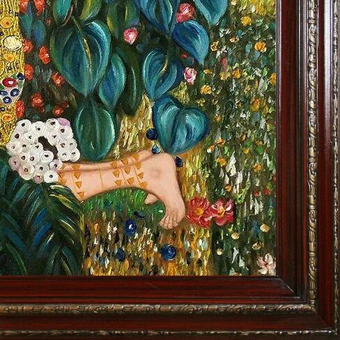 La Pastiche Kiss in the Garden (خط فاخر) مع إطار الكرز التراثي، 26 بوصة × 30 بوصة in Kuwait