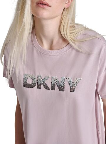 تيشيرت نسائي بأكمام قصيرة من DKNY in Saudi Arabia