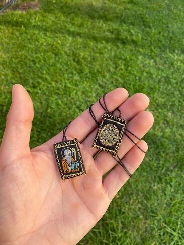 Escapulario de San Benito حامي طارد الأرواح الشريرة - Scapular of Saint Benedict - Saint Benedict Brown Scapular (حماية طرد الأرواح الشريرة) - التفاني الديني المقدس (San Benito) in Saudi Arabia