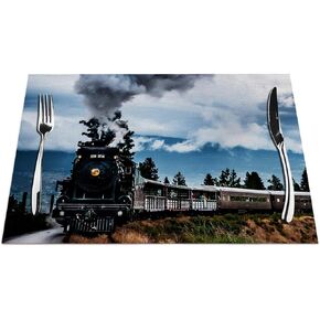 Ground Field Placemats Set of 4, Cute Soccer Ground Field Green Placemats Heat Resistant for Dining Table Non-Slip 18x12 Inches