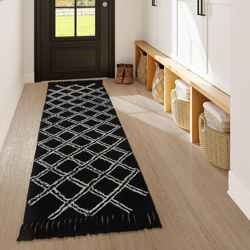 Hallway Runner Rug,Boho Cotton Washable Runner Rug for Bedroom 2'x6' Tufted Rug with Tassels,Hand Woven Soft Carpet Runner for Entryway Kitchen Laundry Room Bathroom(Cream) in Saudi Arabia