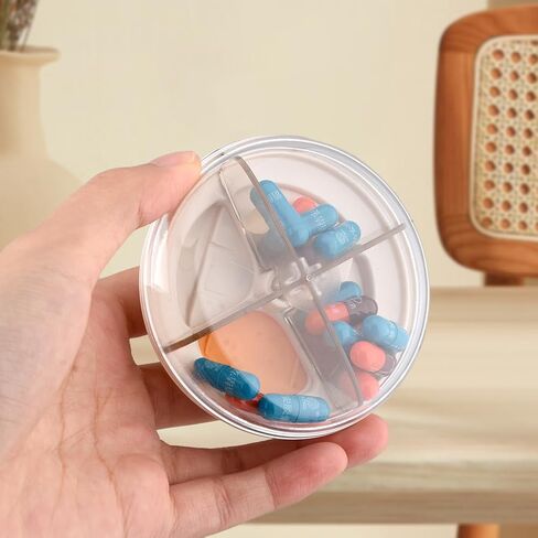 صندوق حبوب منع الحمل، علبة حبوب دواء صغيرة مكونة من 4 أقسام، صندوق حبوب صغير للمحفظة والجيب، مع فرشاة تنظيف، صندوق حبوب دواء دائري للسفر، حامل حاوية حبوب دواء محمول للفيتامينات والأدوية والمكملات الغذائية وزيت السمك in Kuwait